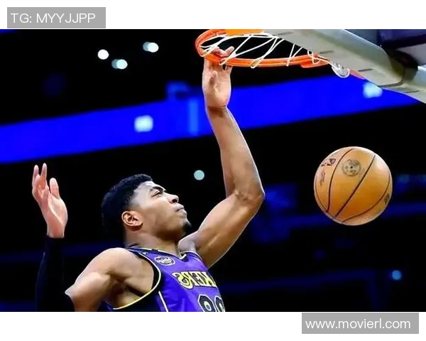 湖人队成功逆转开拓者，系列赛战平